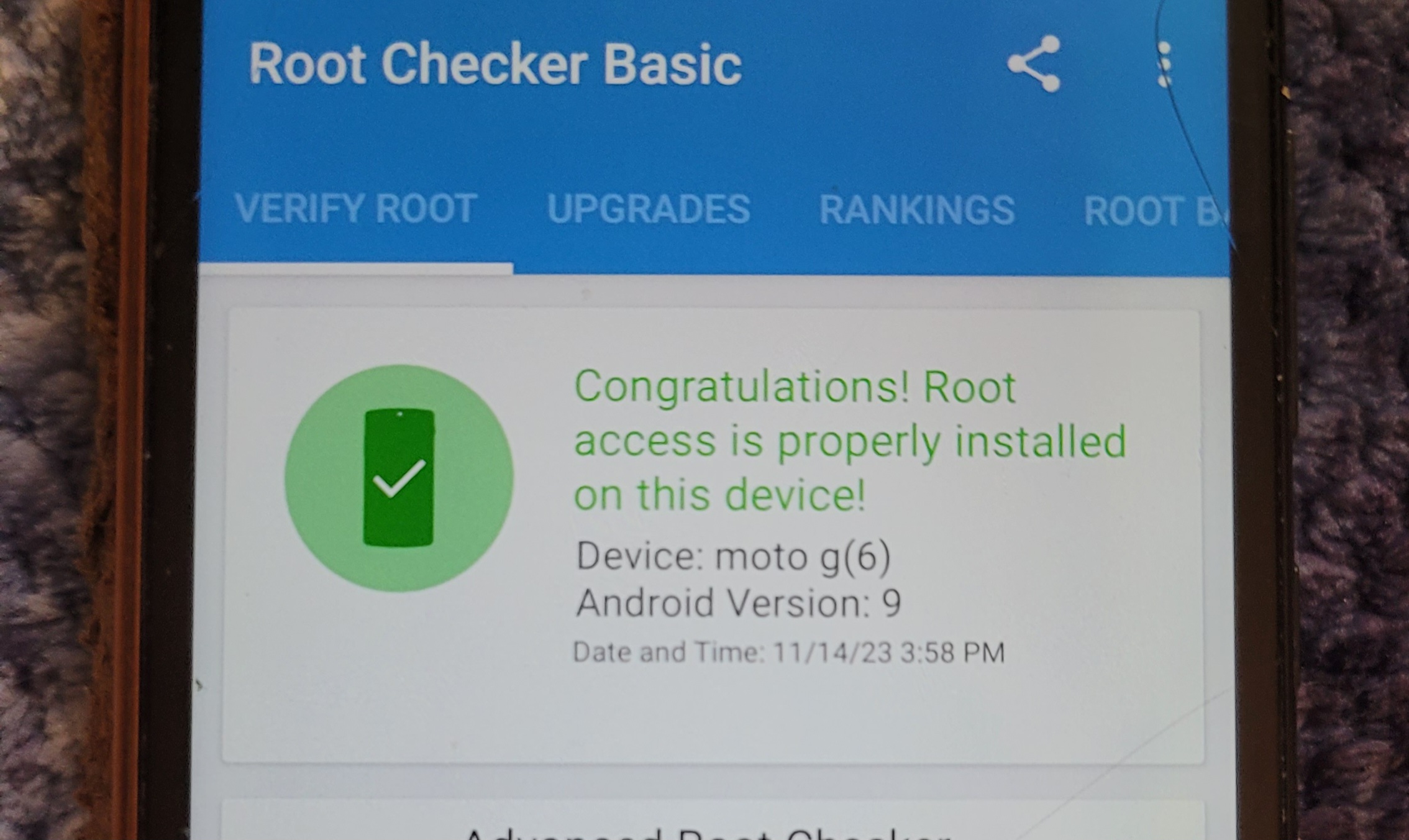 Picture of a rooted Moto G6 phone